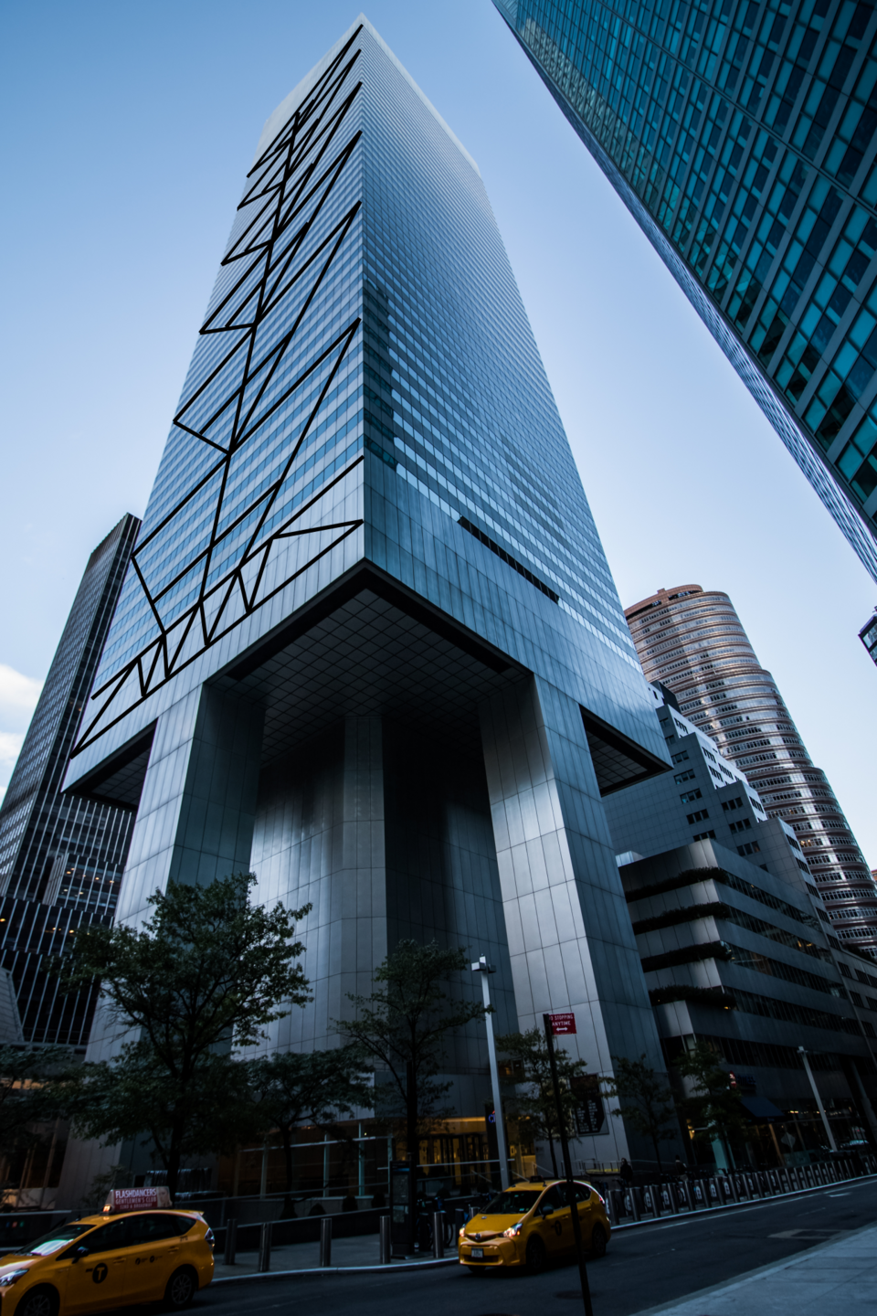 The Citicorp Center in Manhattan, showing its distinctive stilted base with columns at the center of each side rather than the corners.