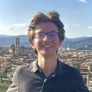 Samuel Schumacher headshot